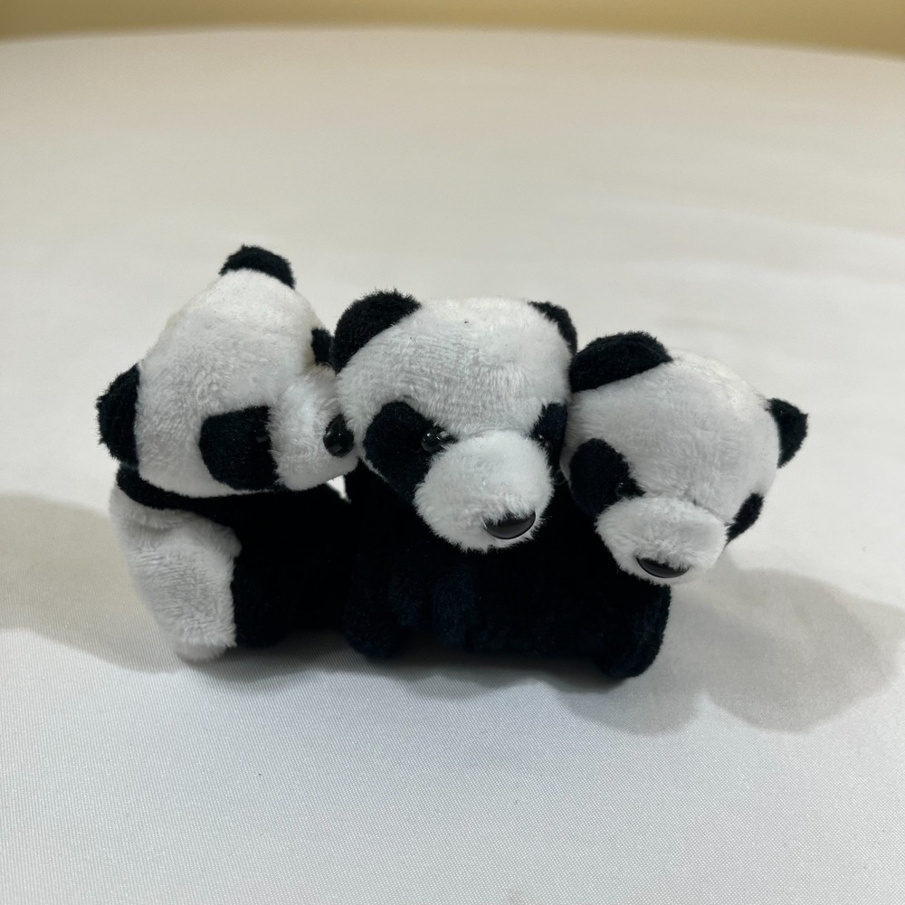 3pc Magnetic Panda Plush Lot Small Kawaii Hugging Stuffed Animal Magnet Toy Set - Picture 2 of 7